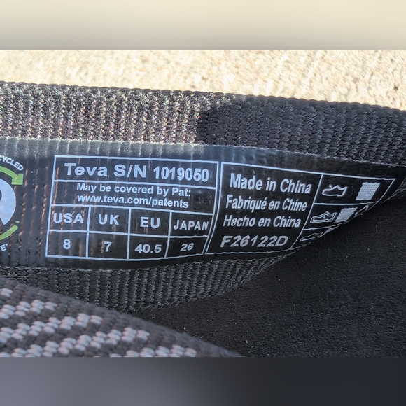 Teva Voya flip flop Size 8 - Picture 4 of 7